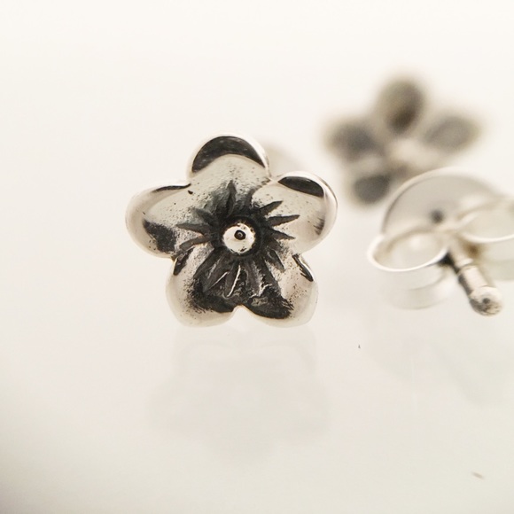 Cherry Blossom 925 Sterling Silver Stud Earrings - Picture 3 of 7